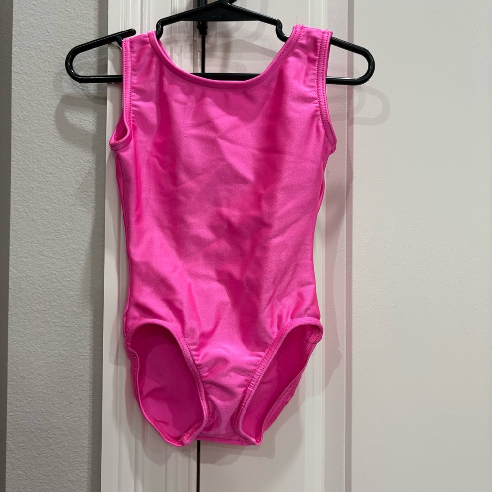 Hot pink Mondor tank leotard in size 4-6 GUC